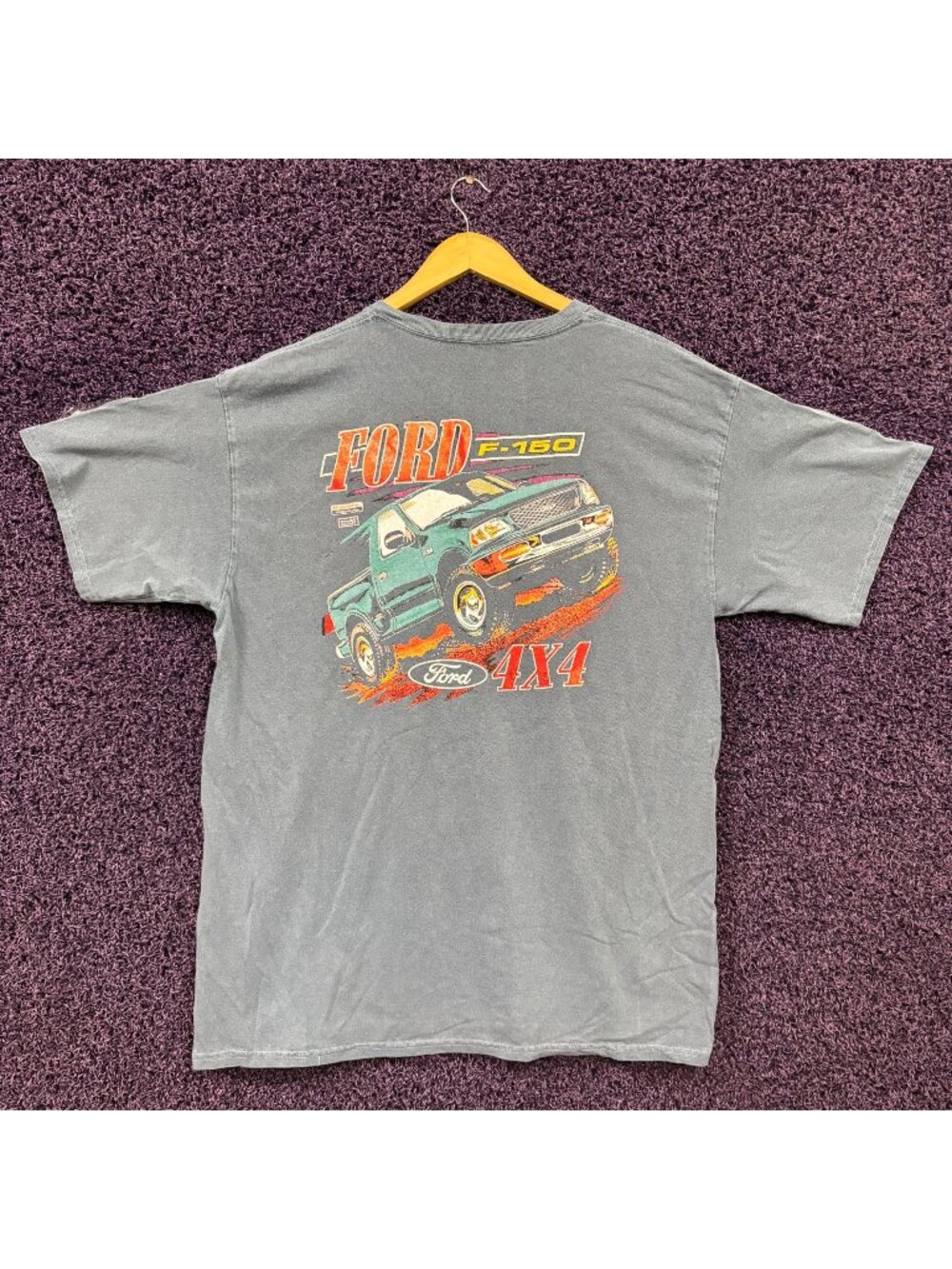 Ford F-150 4X4 T-Shirt Size Extra Large